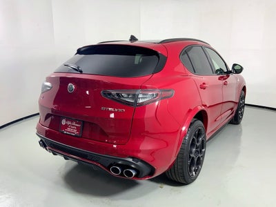 2024 Alfa Romeo Stelvio Quadrifoglio