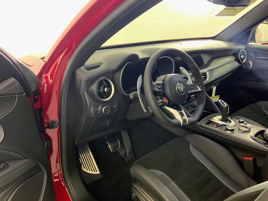 2024 Alfa Romeo Stelvio Quadrifoglio