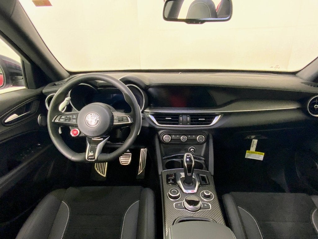 2024 Alfa Romeo Stelvio Quadrifoglio