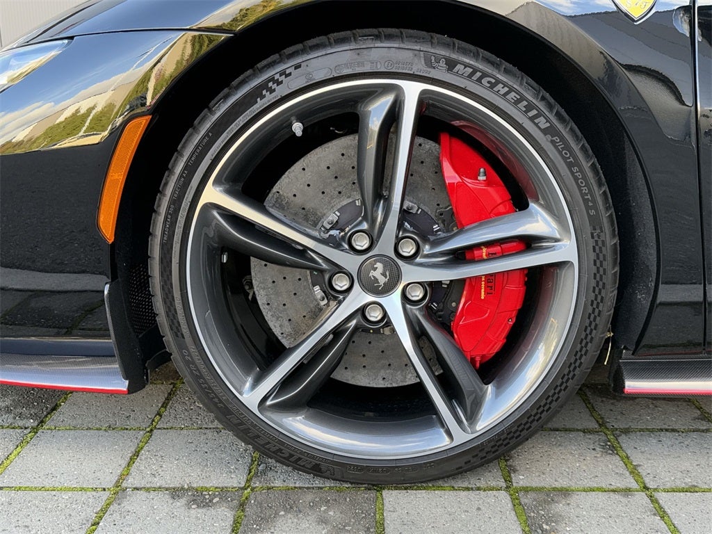 2024 Ferrari 296 GTS Base