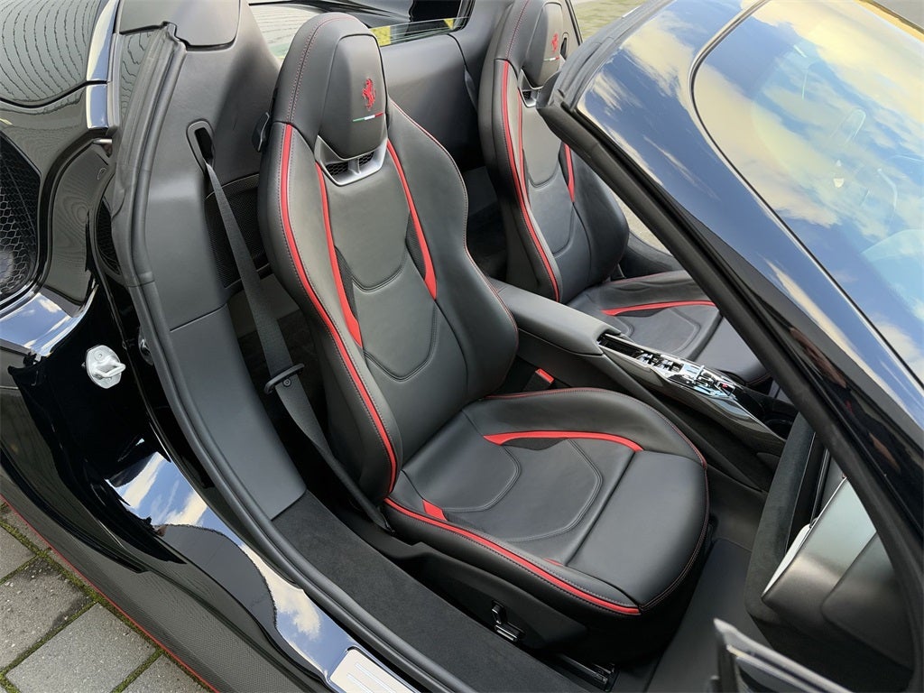 2024 Ferrari 296 GTS Base