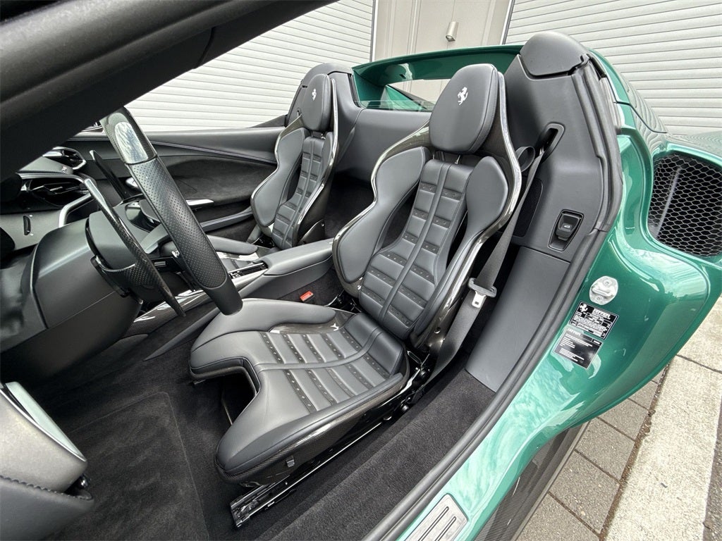 2024 Ferrari 296 GTS Base