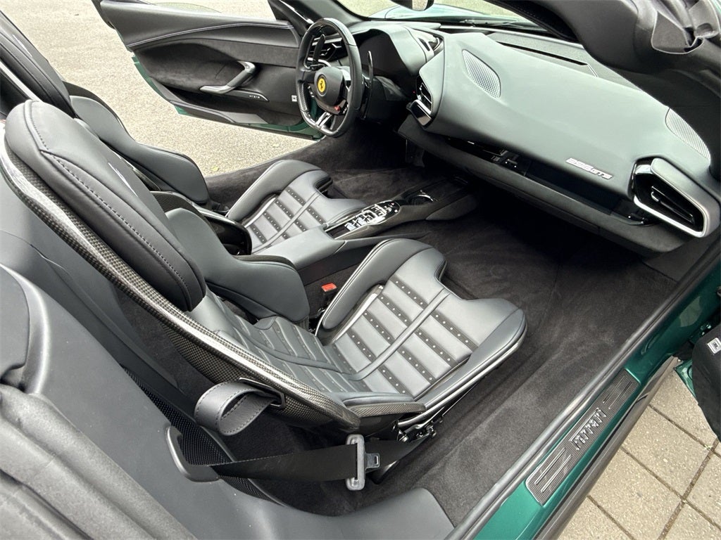 2024 Ferrari 296 GTS Base