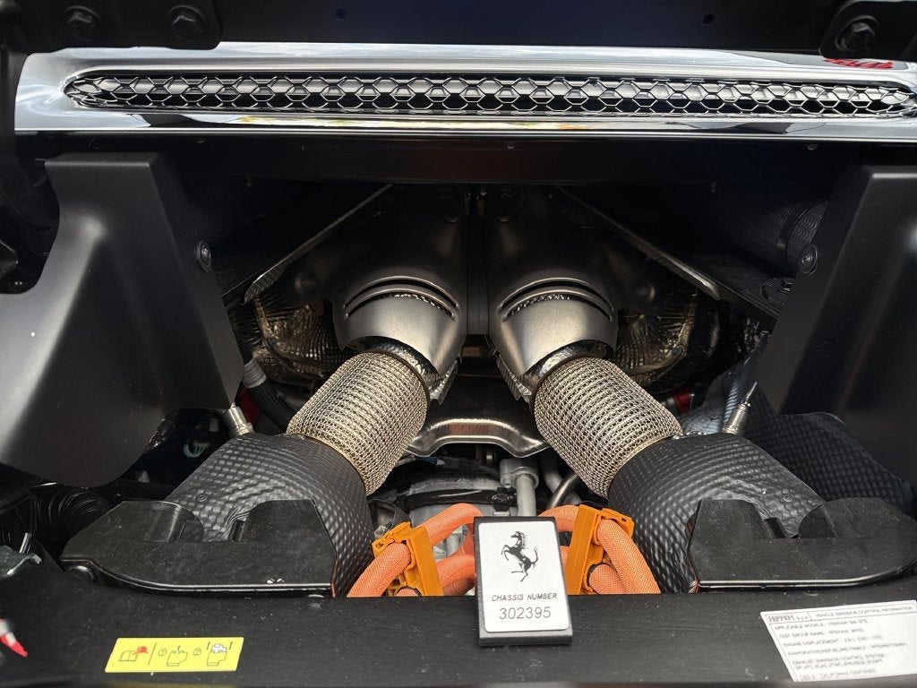 2024 Ferrari 296 GTS Base