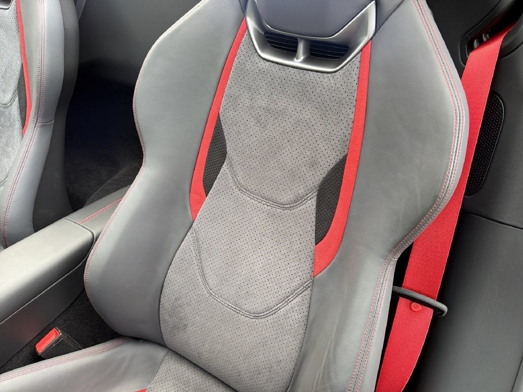 2024 Ferrari 296 GTS Base