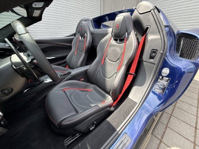 2024 Ferrari 296 GTS Base