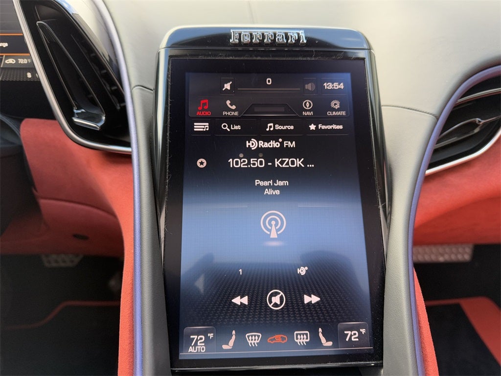 2025 Ferrari Roma Base