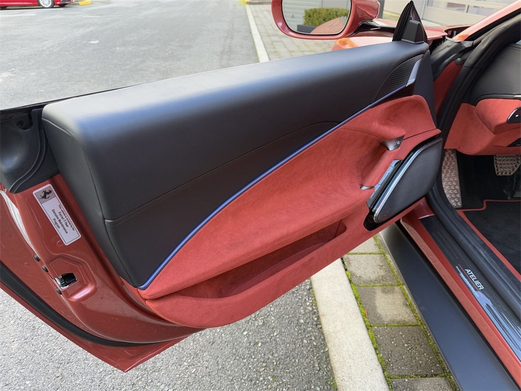 2025 Ferrari Roma Base