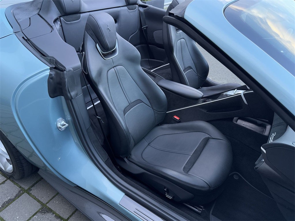 2024 Ferrari Roma Base