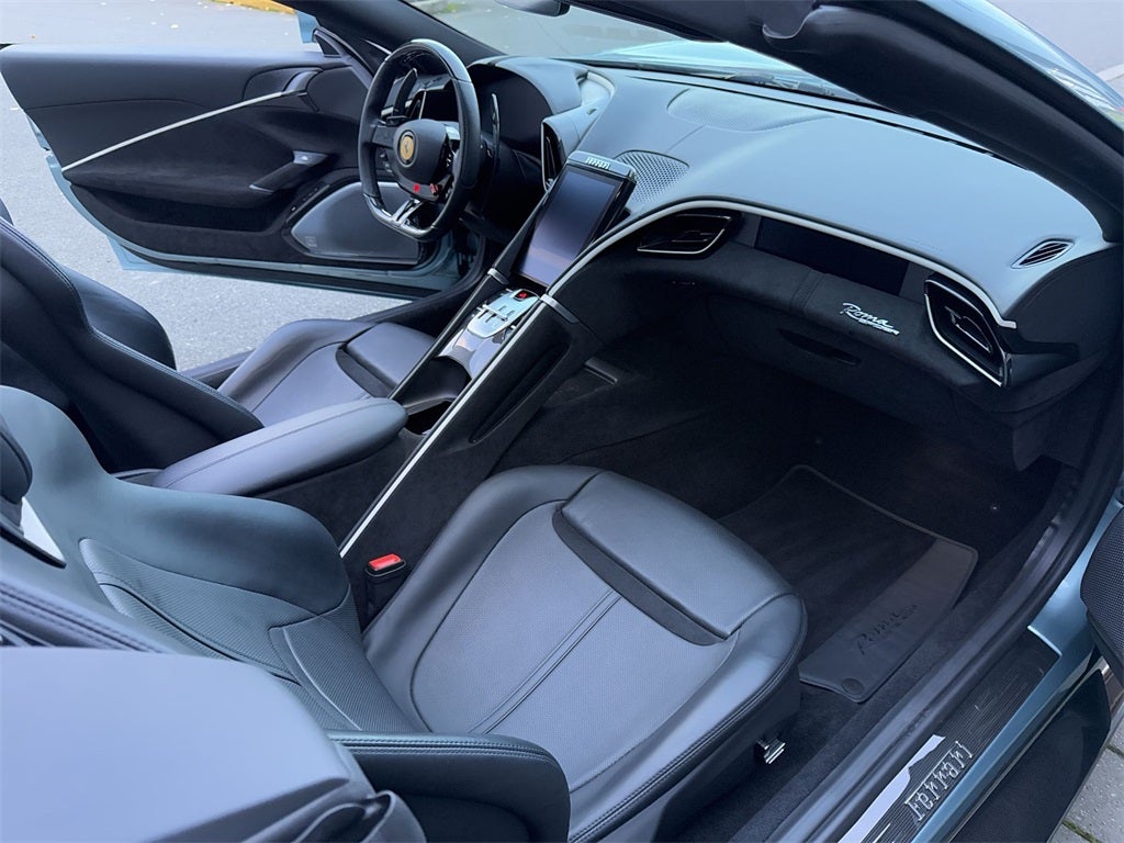 2024 Ferrari Roma Base