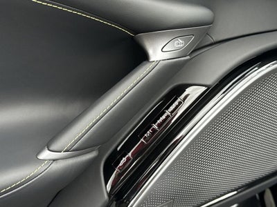 2025 Ferrari Roma Spider Base