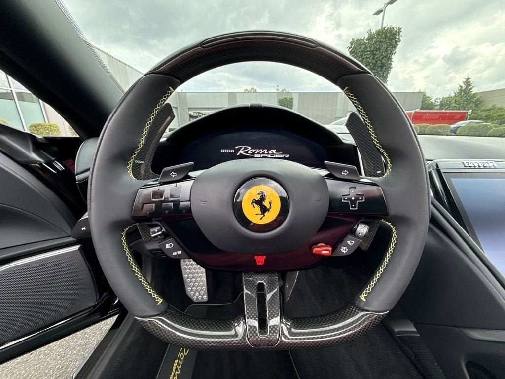 2025 Ferrari Roma Spider Base