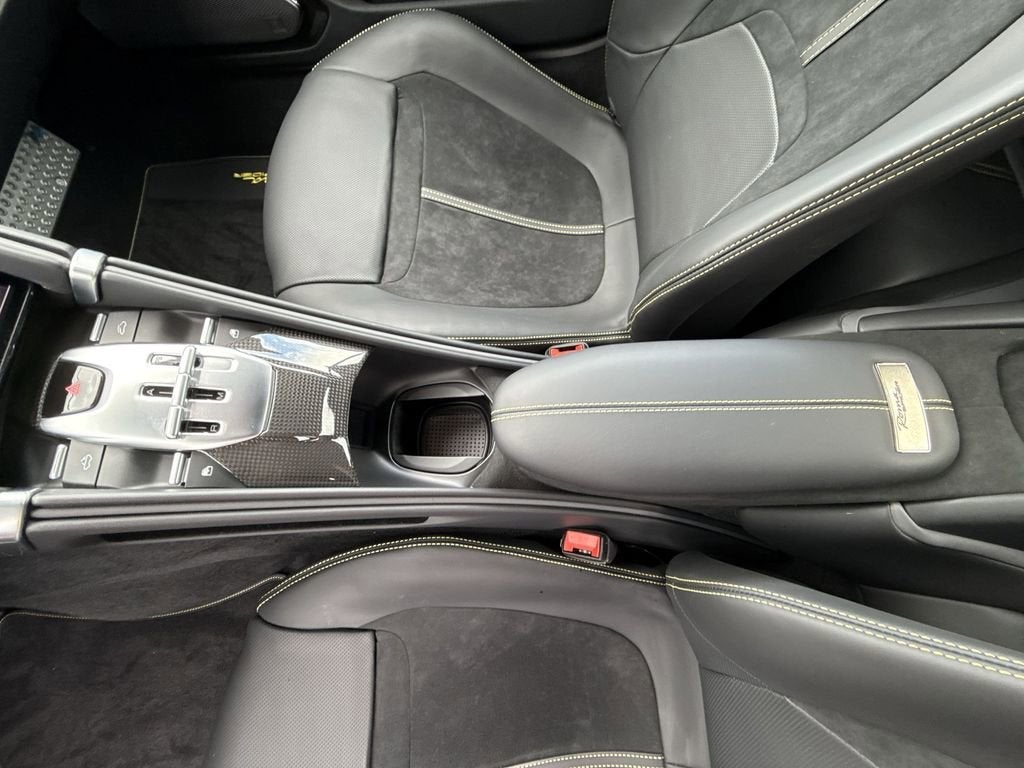 2025 Ferrari Roma Spider Base