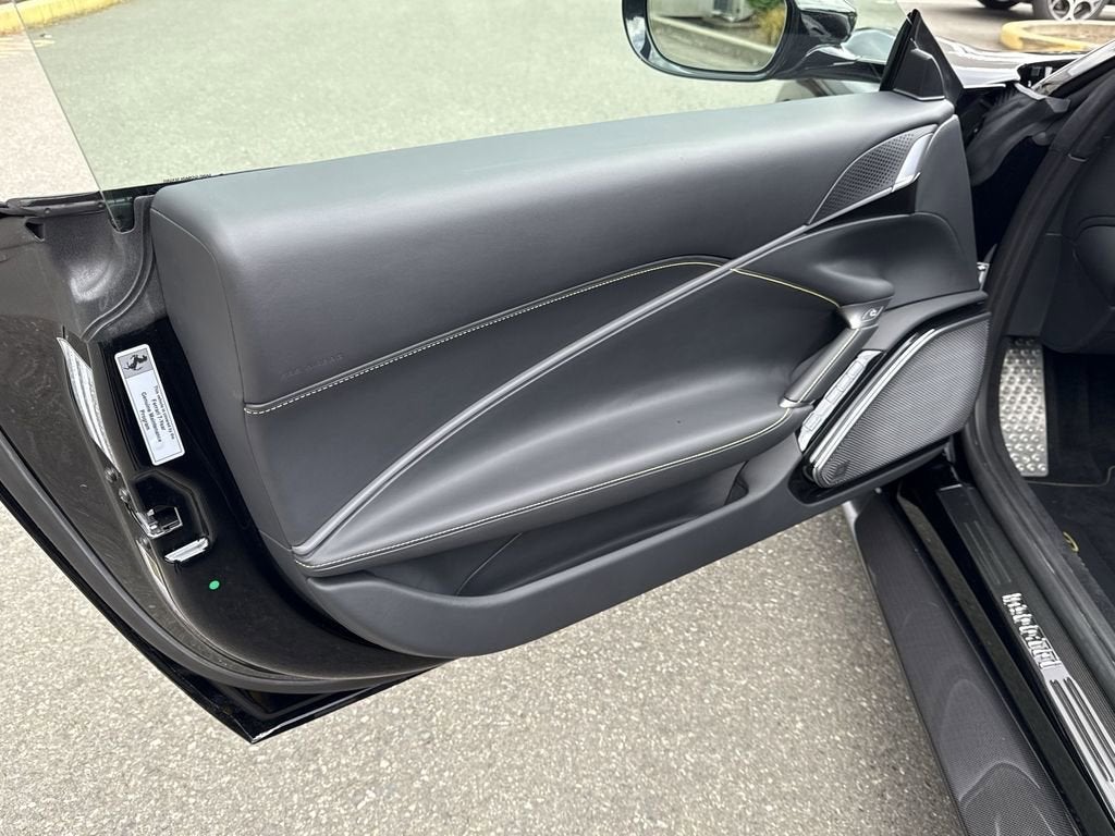 2025 Ferrari Roma Spider Base