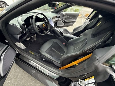 2025 Ferrari Roma Spider Base