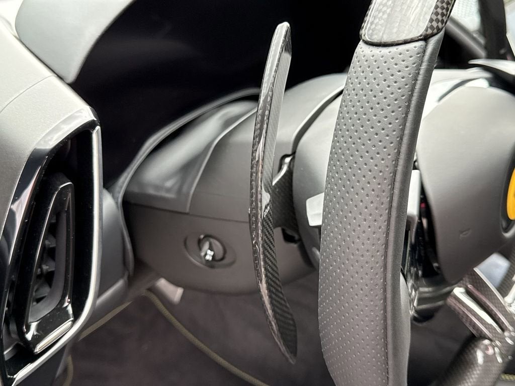 2025 Ferrari Roma Spider Base