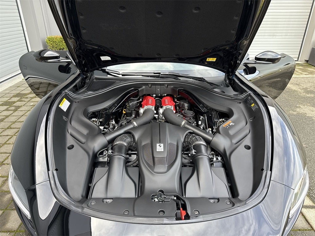 2024 Ferrari Roma Base