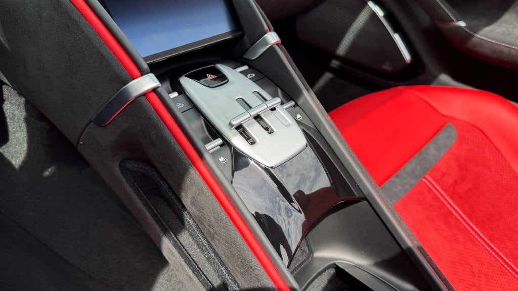 2026 Ferrari Roma Spider Base