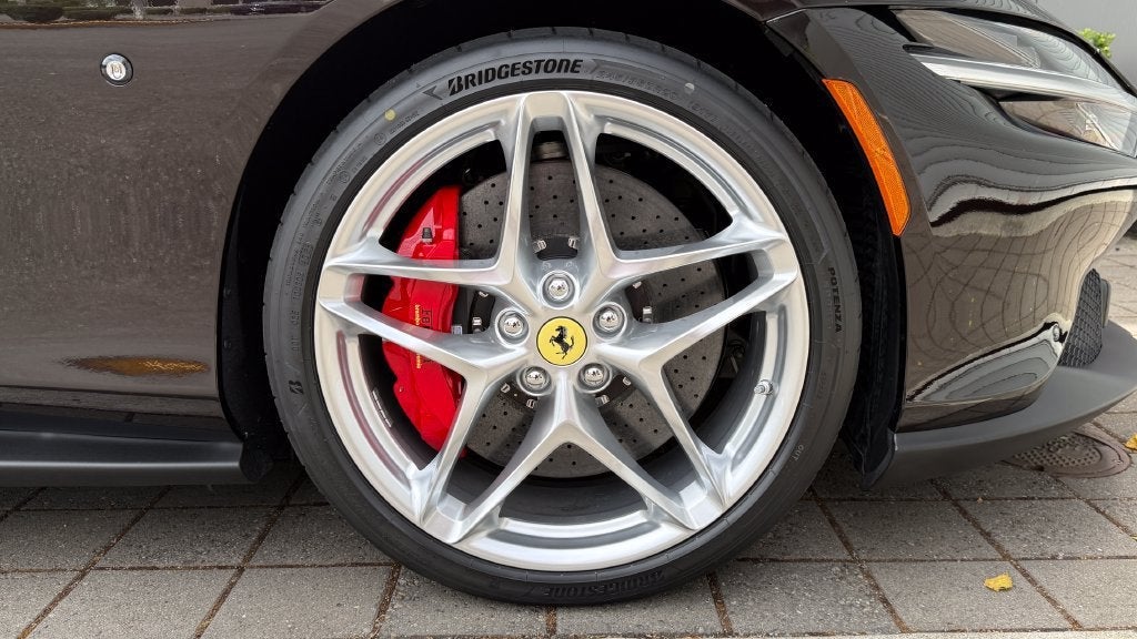 2026 Ferrari Roma Spider Base