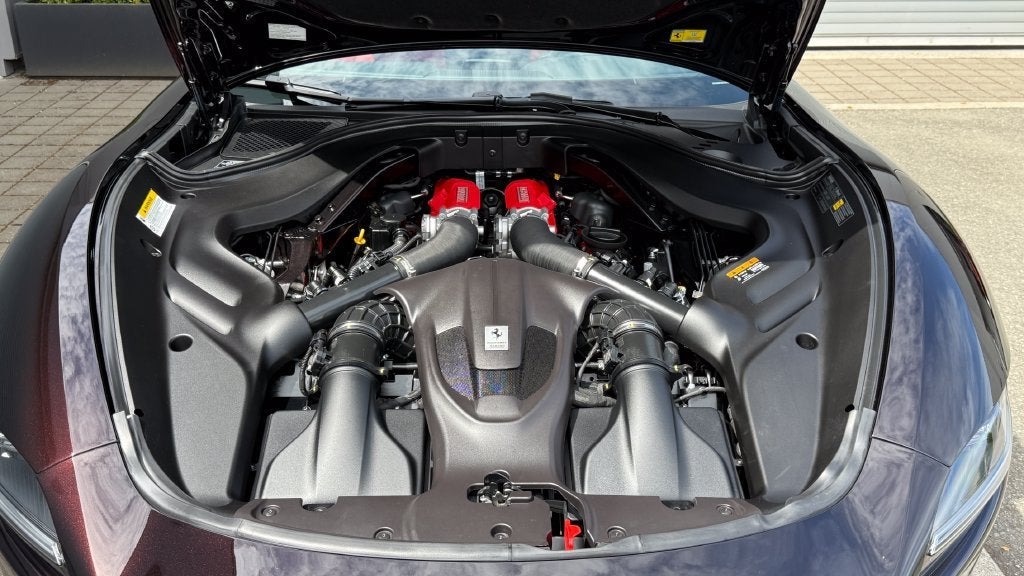2026 Ferrari Roma Spider Base