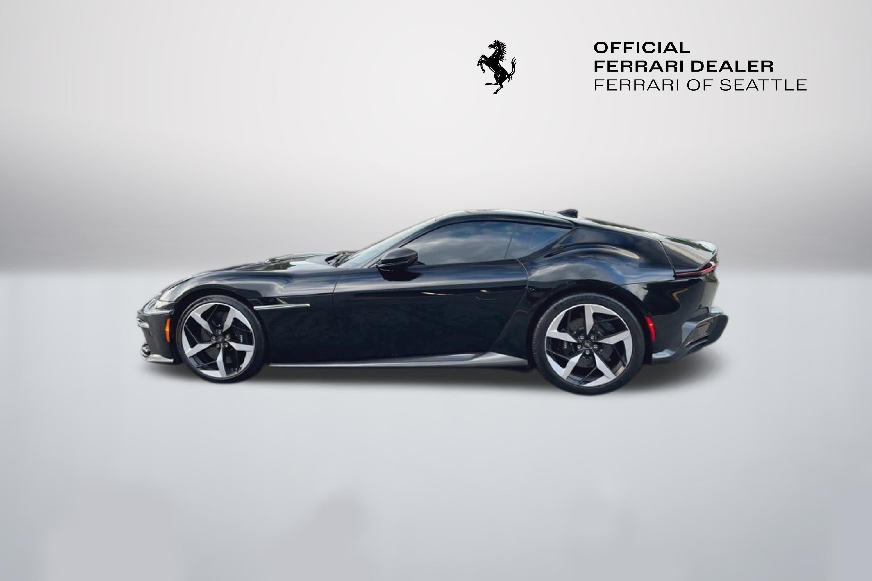 2026 Ferrari 12Cilindri Base