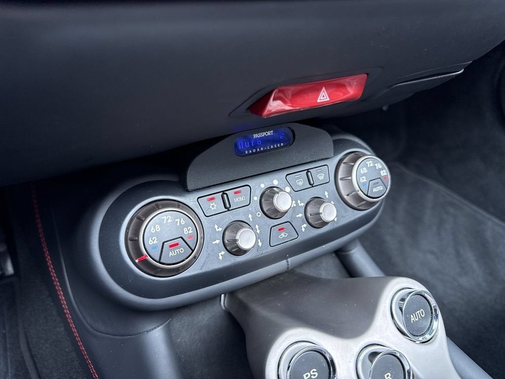 2010 Ferrari California Base
