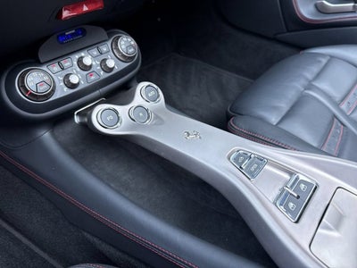 2010 Ferrari California Base