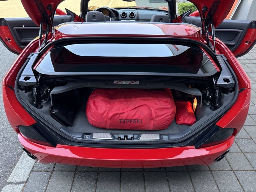 2010 Ferrari California Base