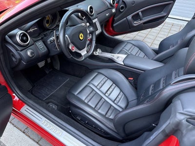 2010 Ferrari California Base