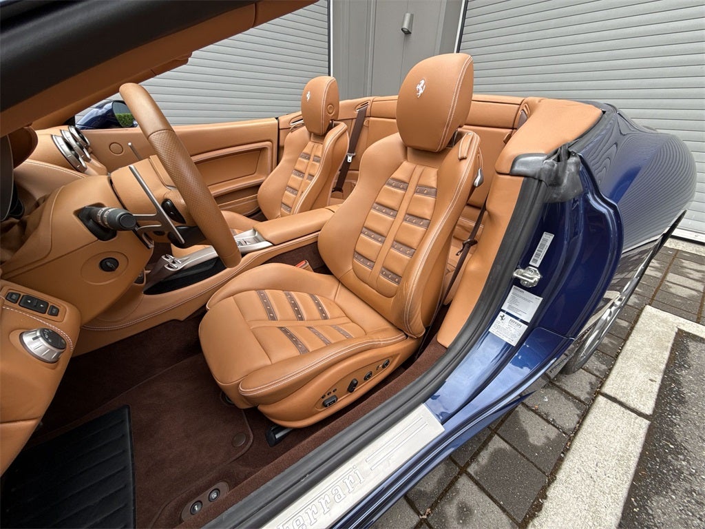 2013 Ferrari California Base