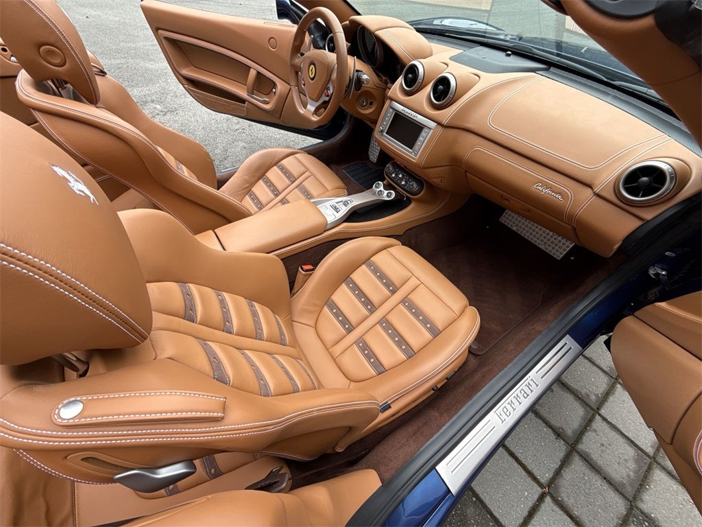 2013 Ferrari California Base
