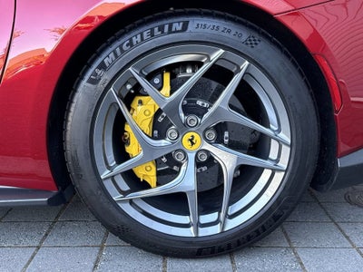 2019 Ferrari 812 Superfast Base