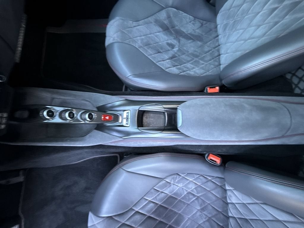 2019 Ferrari 812 Superfast Base
