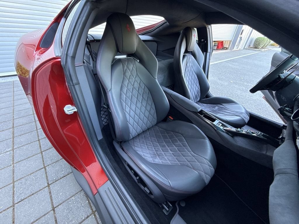 2019 Ferrari 812 Superfast Base