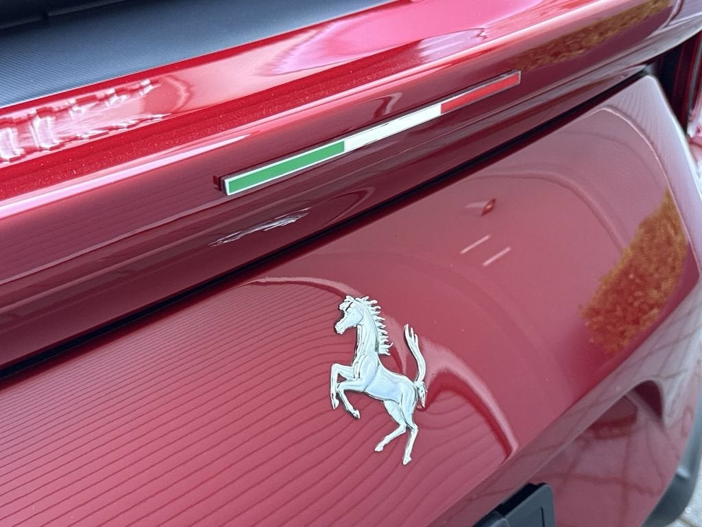 2019 Ferrari 812 Superfast Base