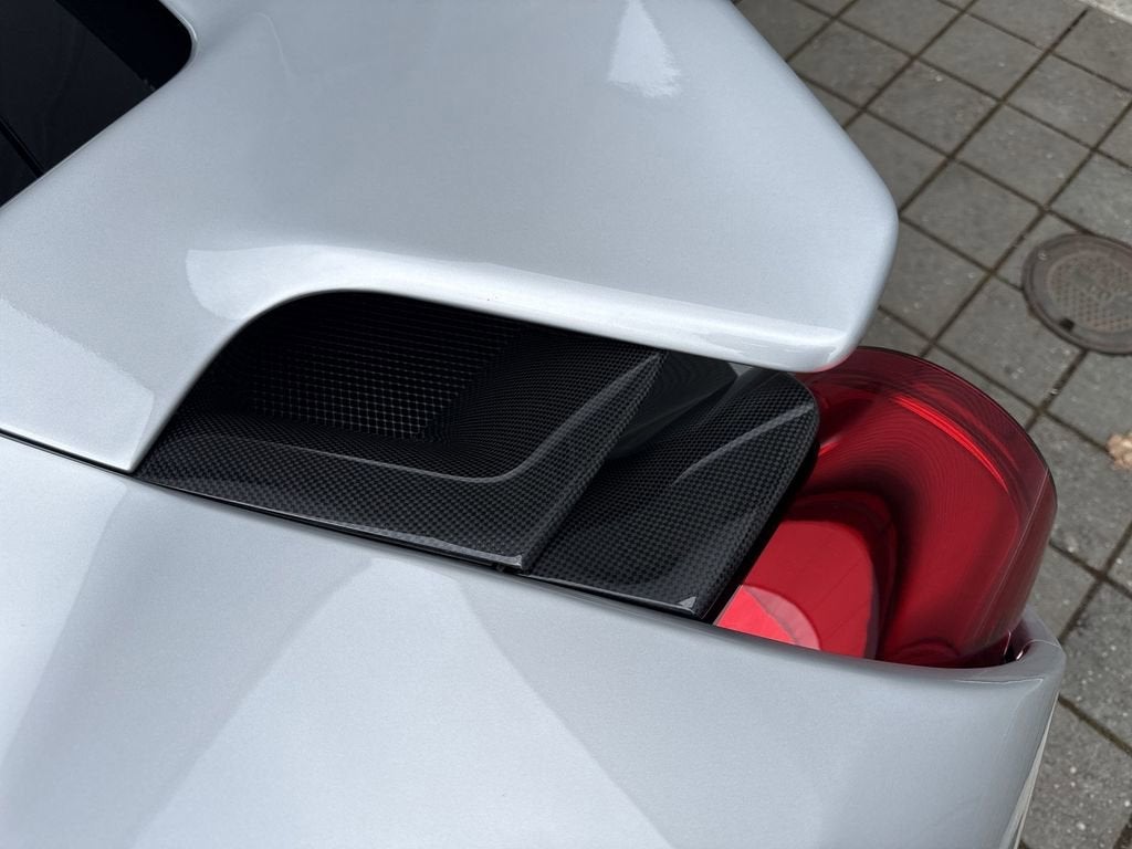 2019 Ferrari 488 Pista Base