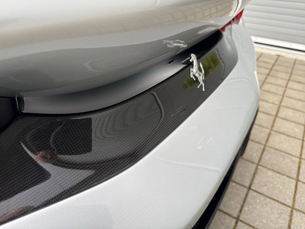 2019 Ferrari 488 Pista Base