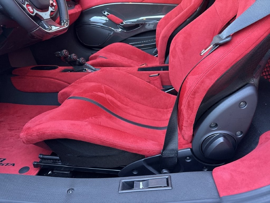 2020 Ferrari 488 Pista Base