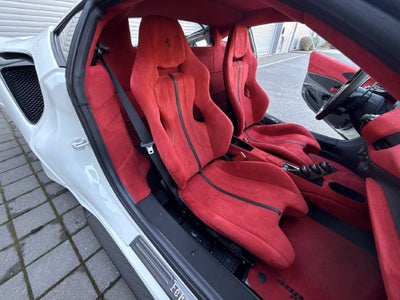 2020 Ferrari 488 Pista Base