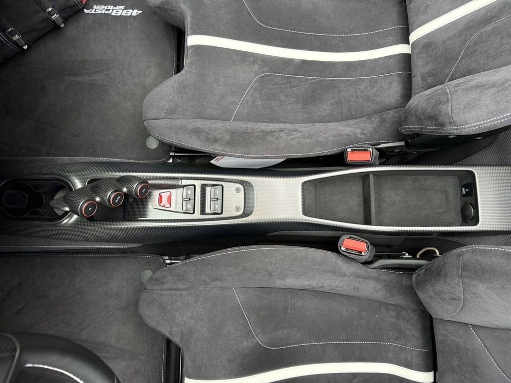 2020 Ferrari 488 Pista Spider Base