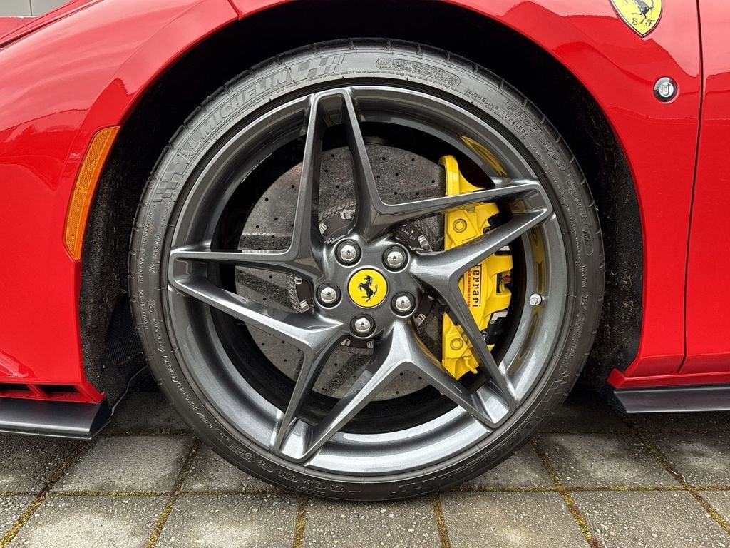 2022 Ferrari F8 Tributo Base