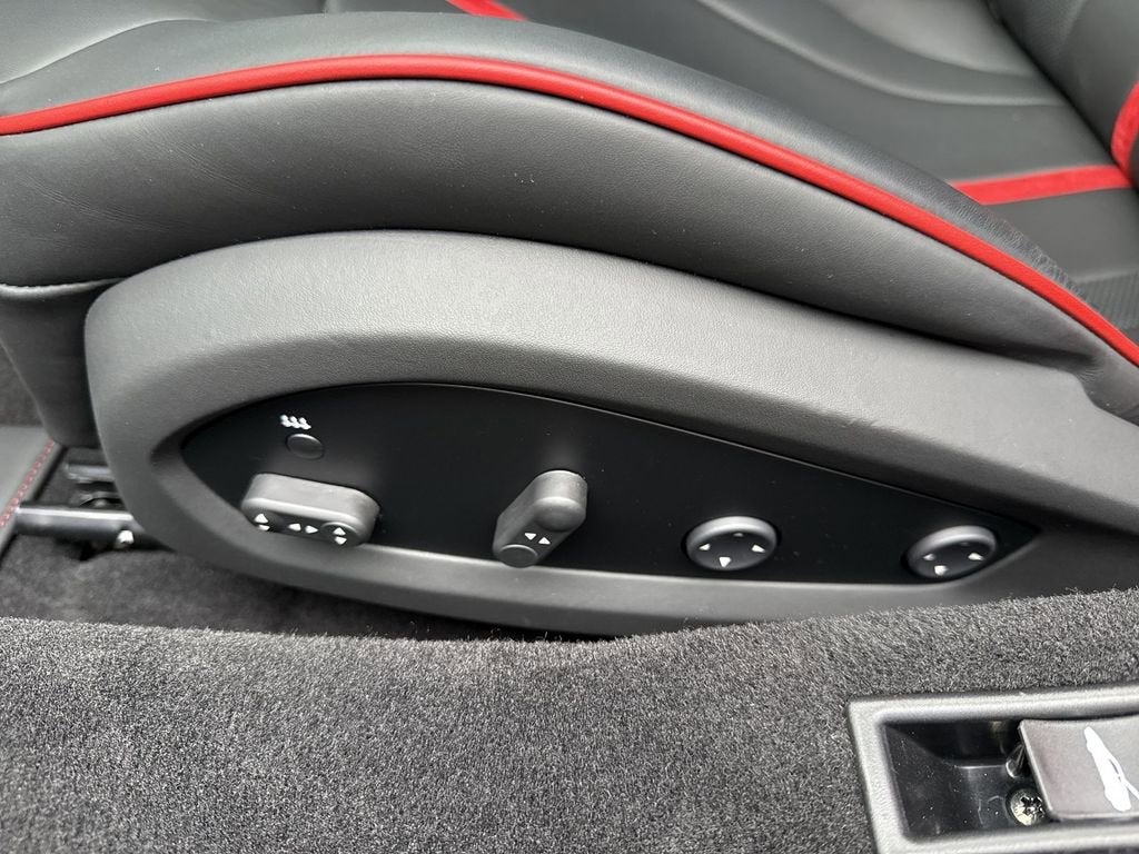 2022 Ferrari F8 Tributo Base