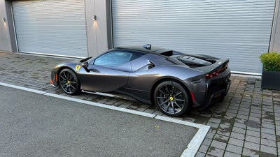 2022 Ferrari SF90 Stradale Base