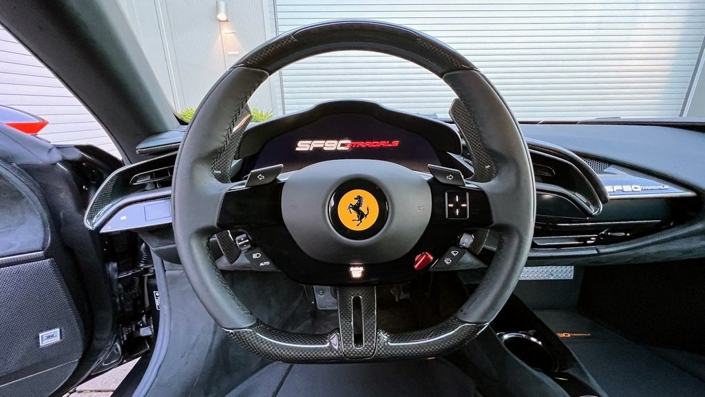 2022 Ferrari SF90 Stradale Base