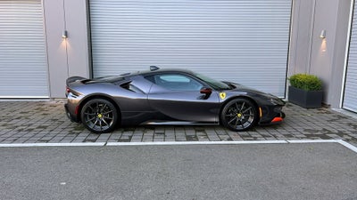 2022 Ferrari SF90 Stradale Base