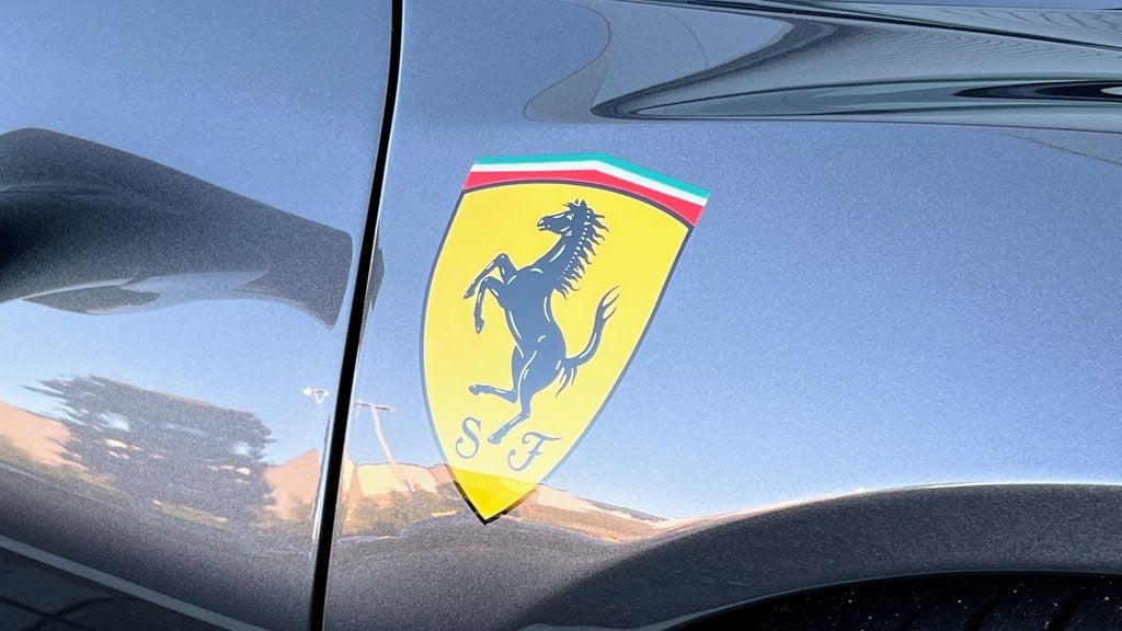 2022 Ferrari SF90 Stradale Base