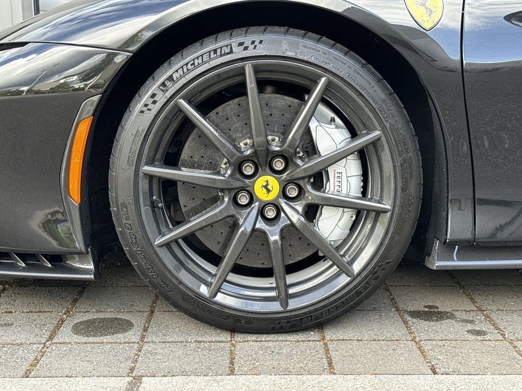 2021 Ferrari SF90 Stradale Base