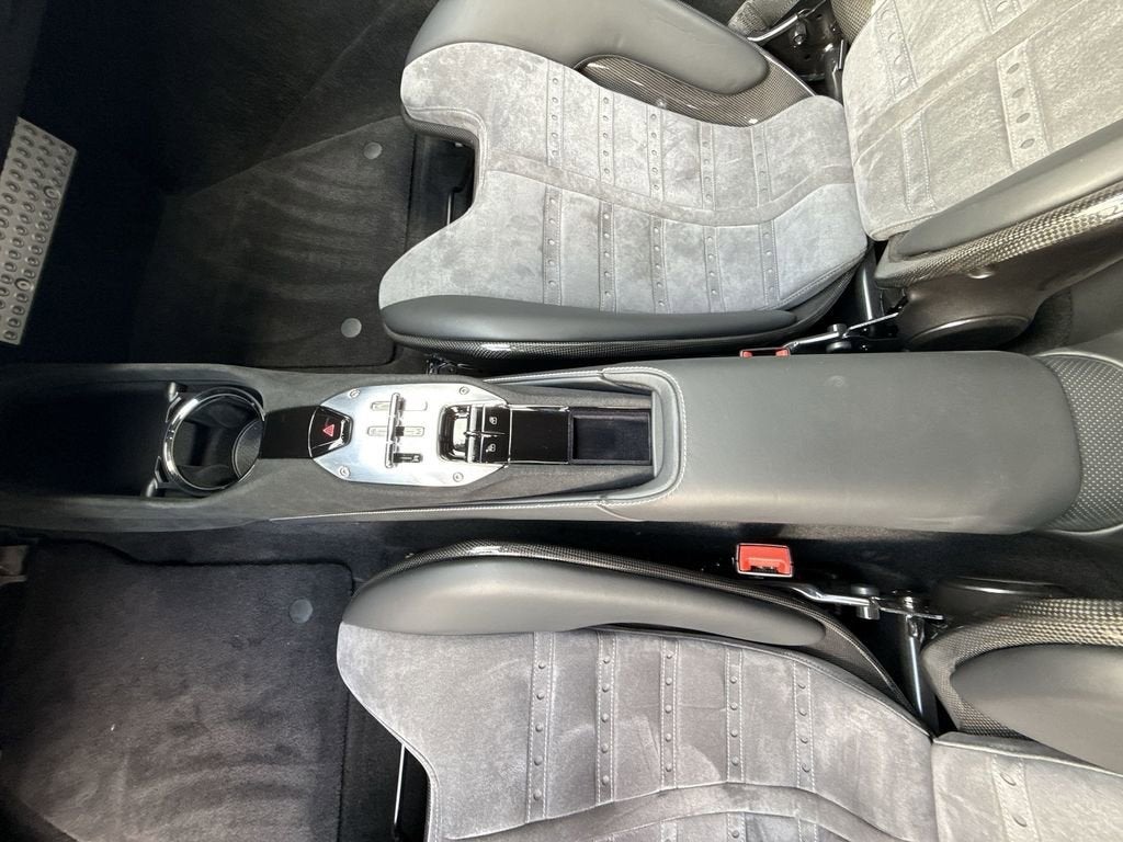 2021 Ferrari SF90 Stradale Base