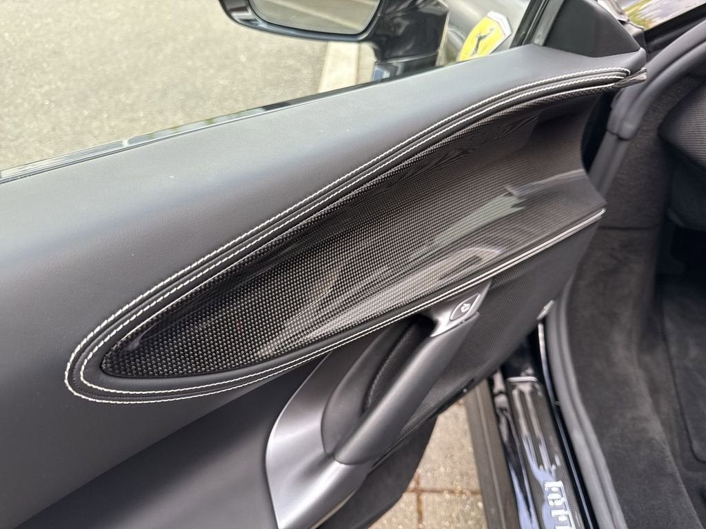 2021 Ferrari SF90 Stradale Base