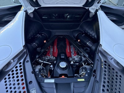 2022 Ferrari SF90 Stradale Base